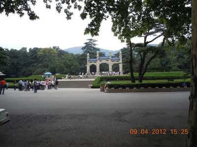 游中山陵随想